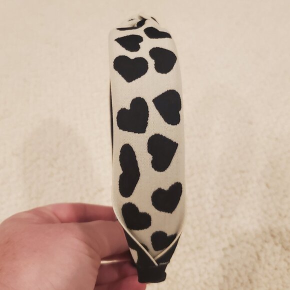 Heart Print Knot Headband - Picture 2 of 4